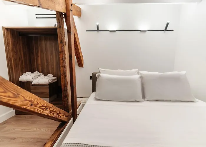Apartament Kantoni *