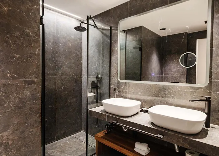 Apartament Kantoni *