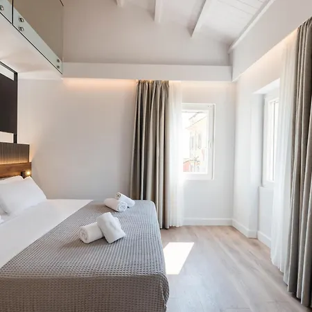 Kantoni * Corfu (city)