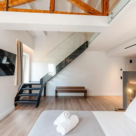 Kantoni Corfu (city)