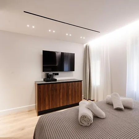 Kantoni * Corfu (city)