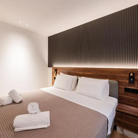 Kantoni * Corfu (city)